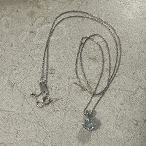 10k White gold Genuine Topaz necklace